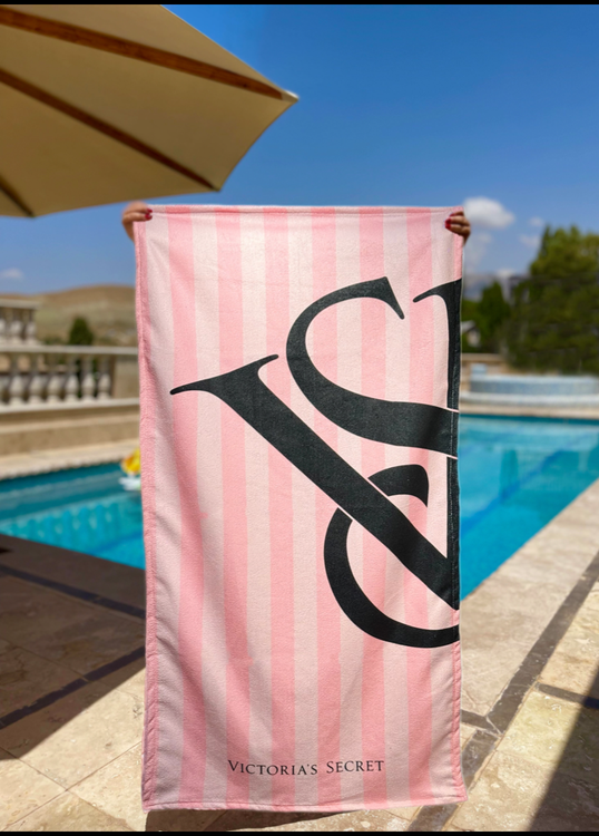 حوله استخری ویکتوریاسکرت