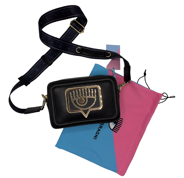 کیف دوشی گیارا