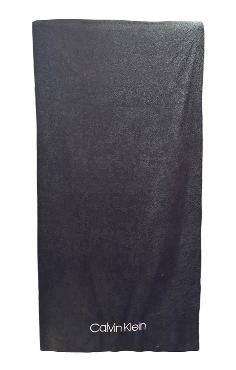 حوله استخری کلوین کلین