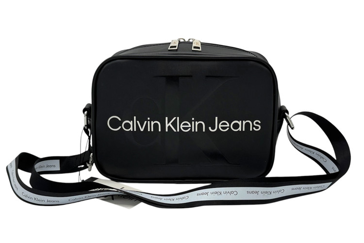 کیف دوشی کلوین کلاین _ Calvin Klein