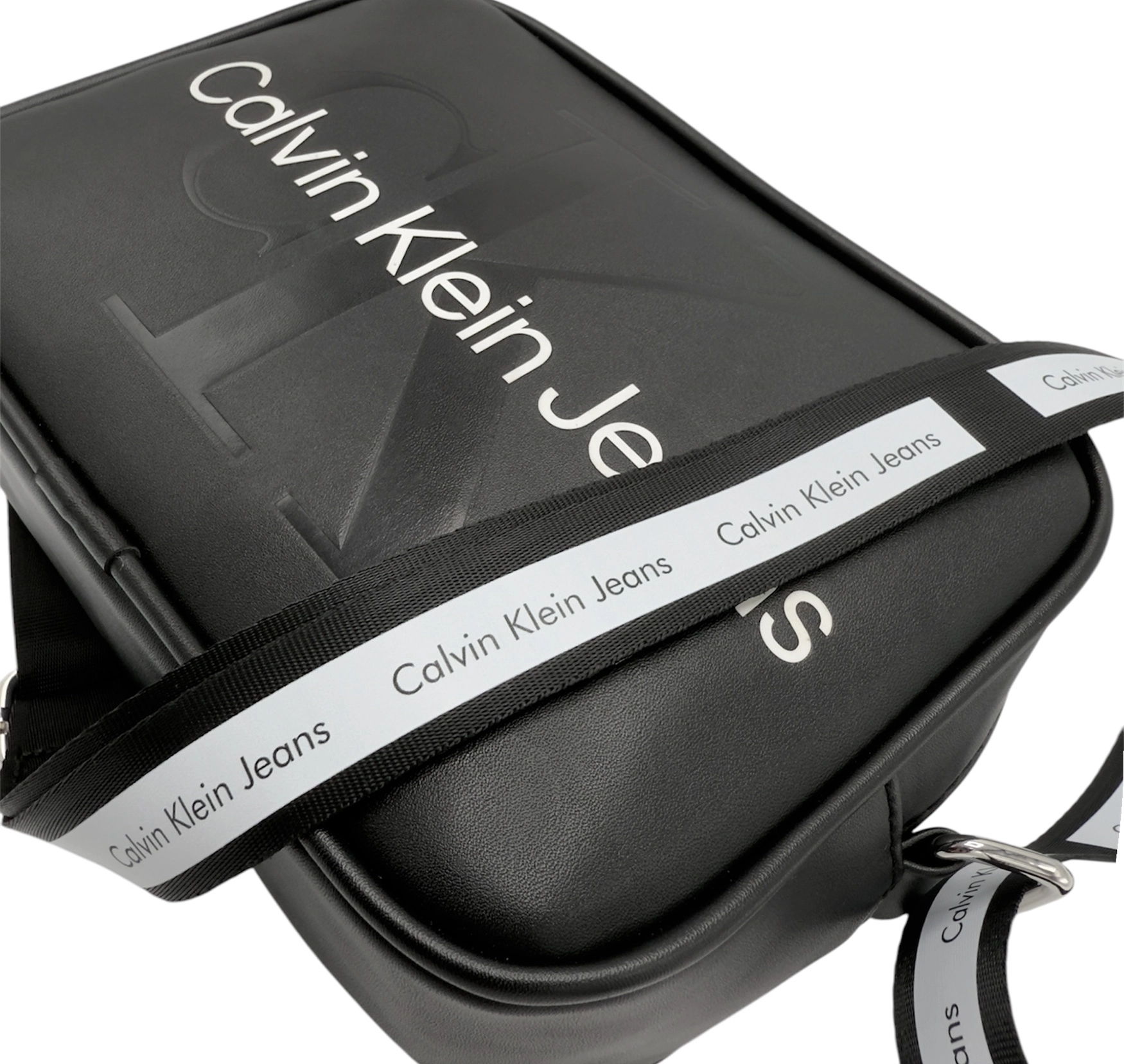 کیف دوشی کلوین کلاین