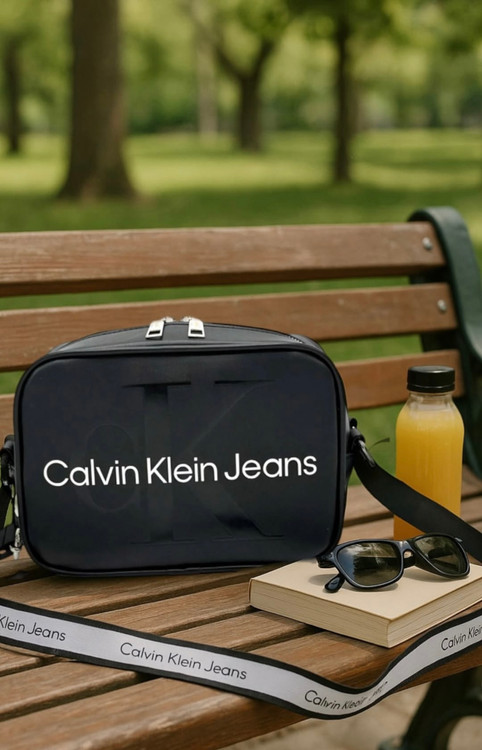 کیف دوشی کلوین کلاین _ Calvin Klein