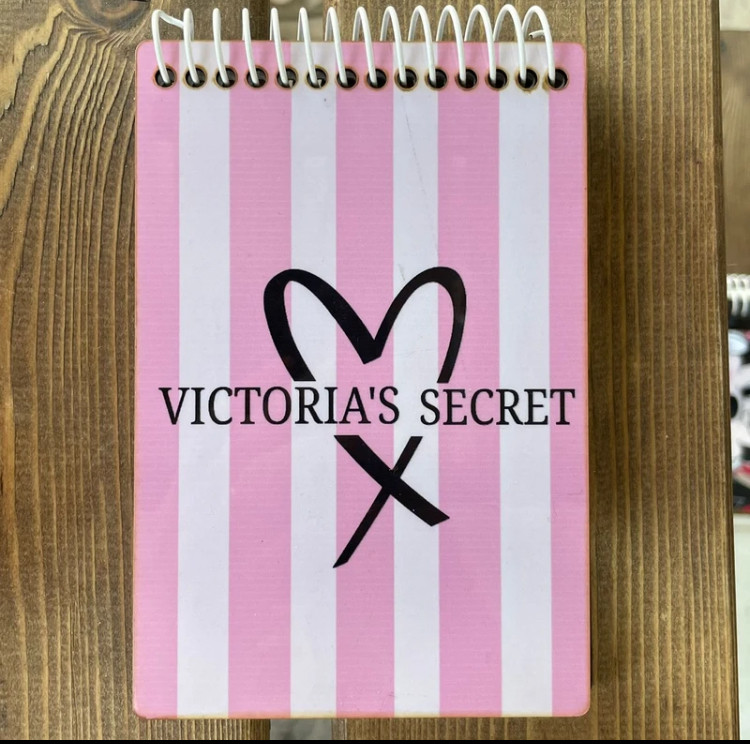 دفتر ویکتوریاسکرت