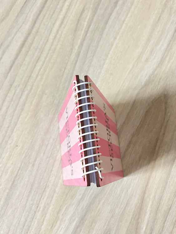 دفترچه ویکتوریاسکرت