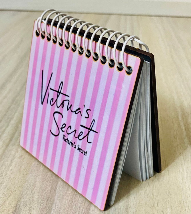 دفترچه ویکتوریاسکرت