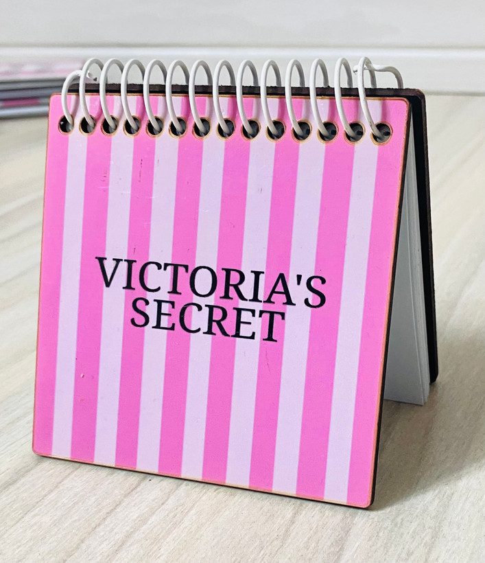 دفترچه ویکتوریاسکرت