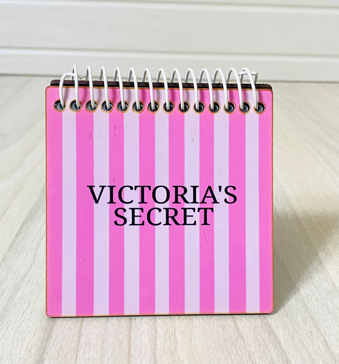 دفترچه ویکتوریاسکرت