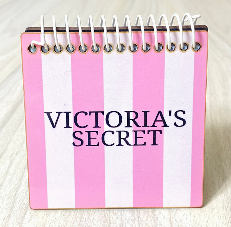 دفترچه ویکتوریاسکرت