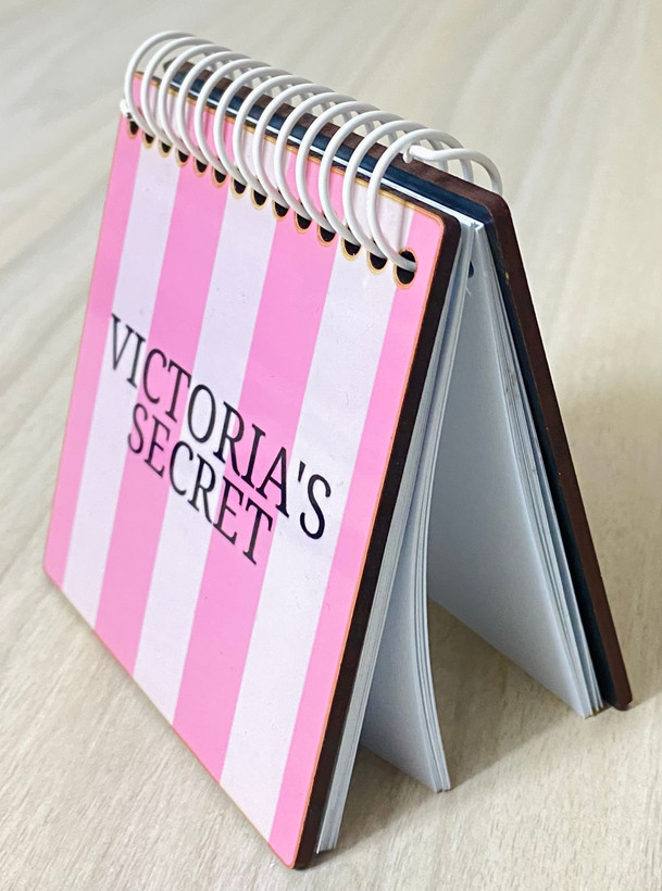 دفترچه ویکتوریاسکرت