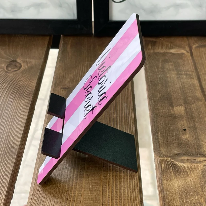 استند موبایل ویکتوریا سکرت