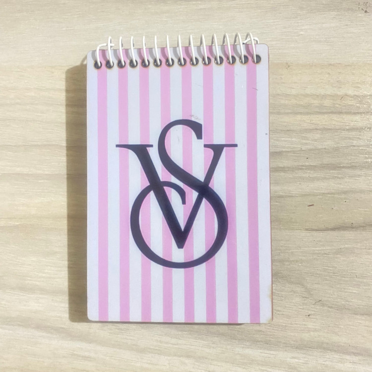 دفترچه ویکتوریاسکرن