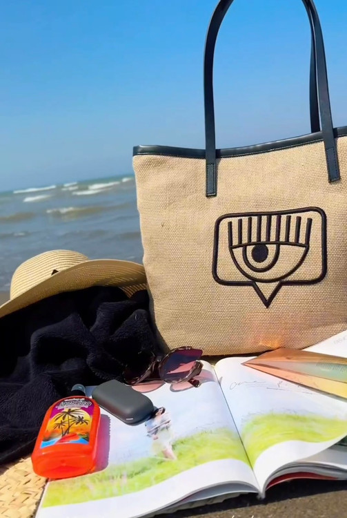 کیف دوشی کنفی کیارا