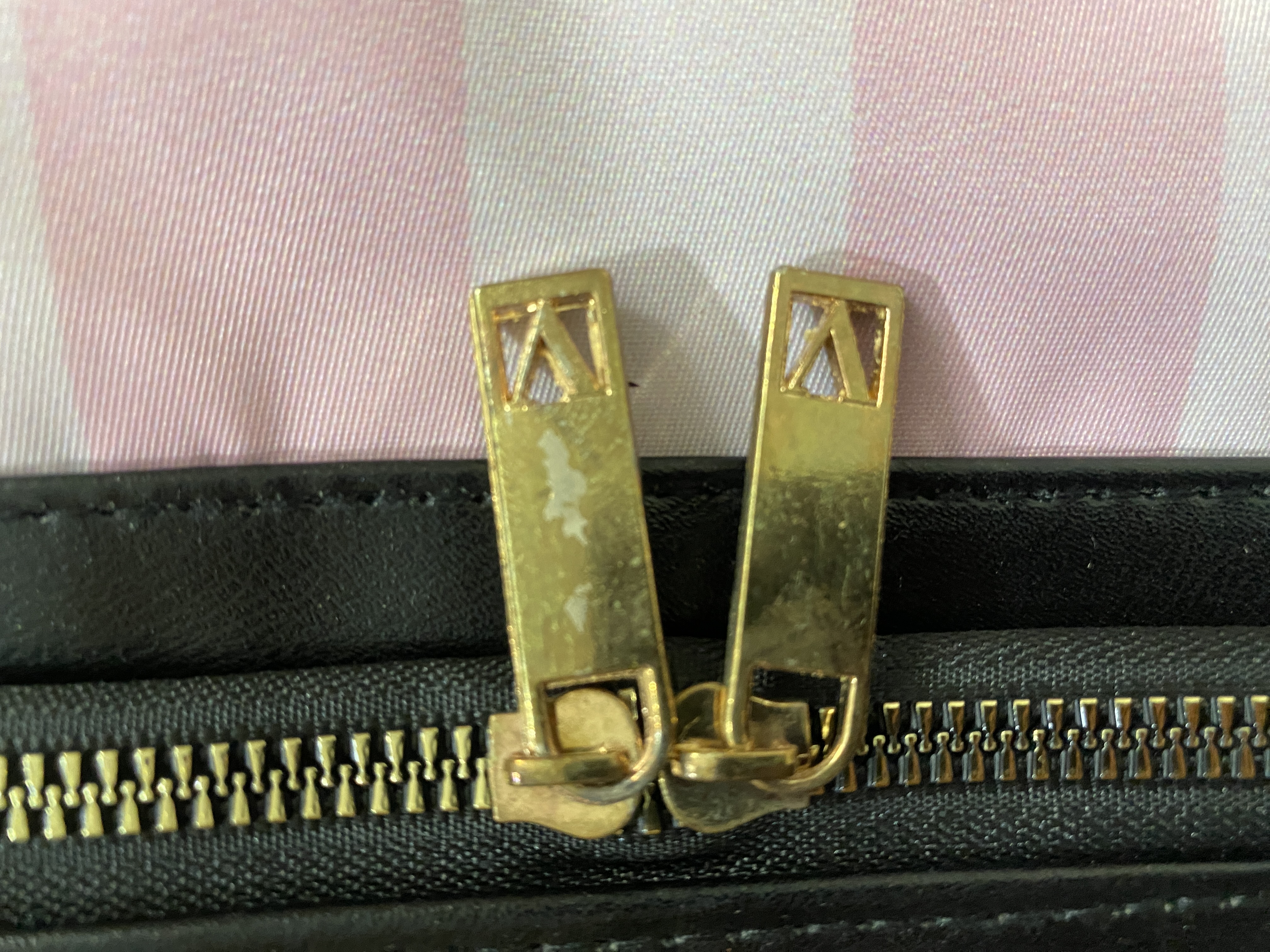 ساک مسافرتی  Victoria’s Secret