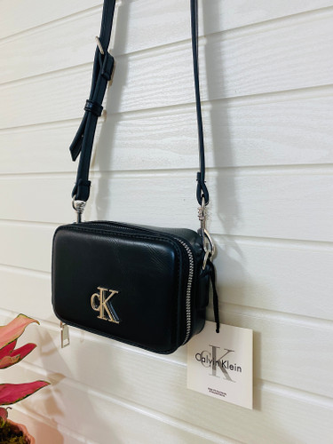 مینی بگ وارداتی کلوین کلین Calvin Klein
