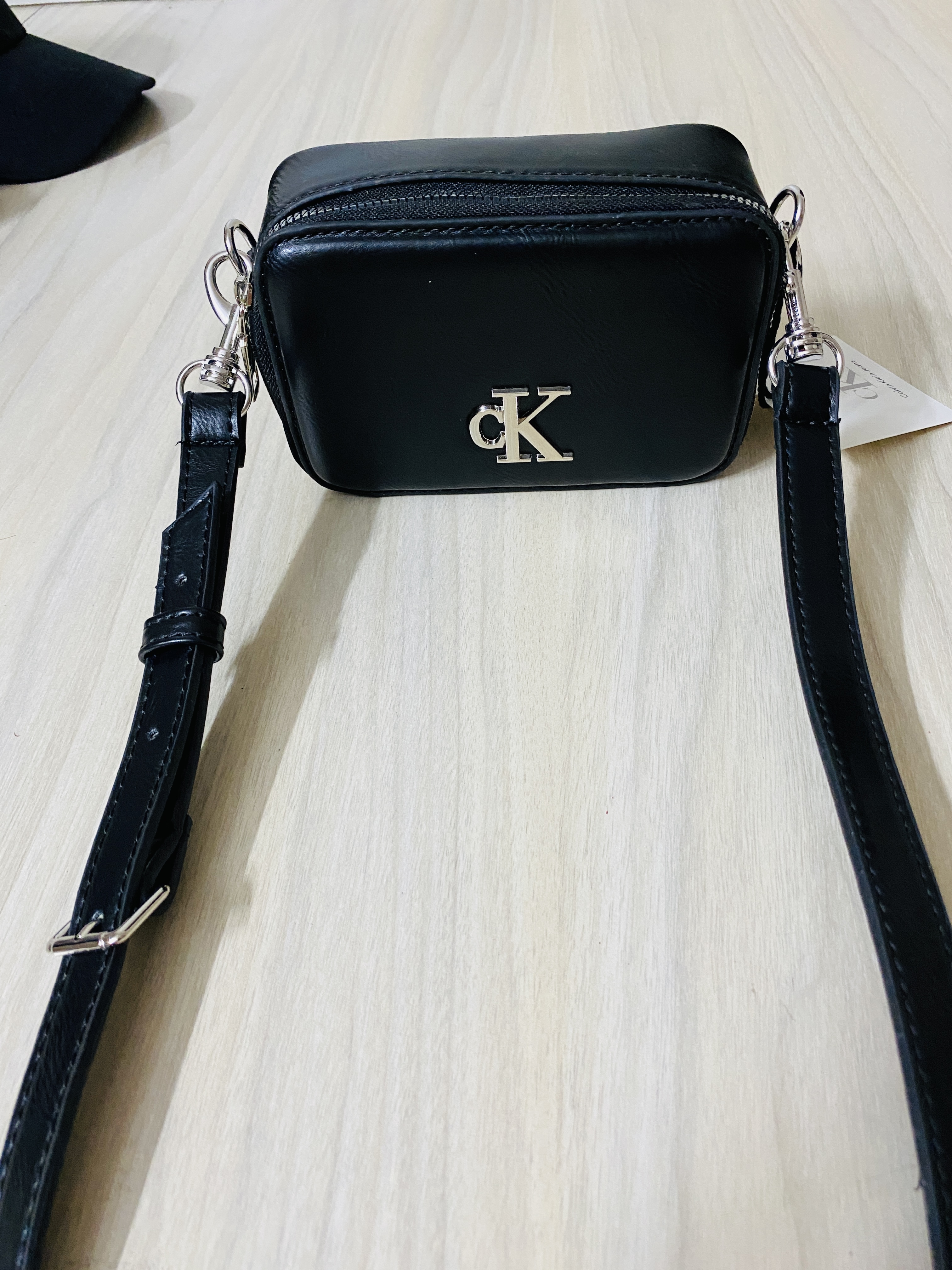 مینی بگ کلوین کلین