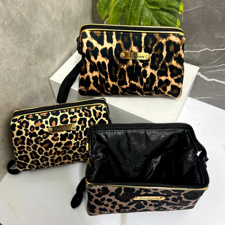 کیف آرایشی مخمل