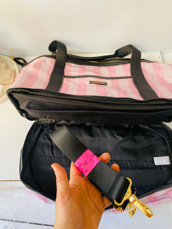 ساک مسافرتی ویکتوریاسکرت