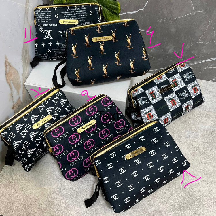 کیف لوازم آرایش طرح برند