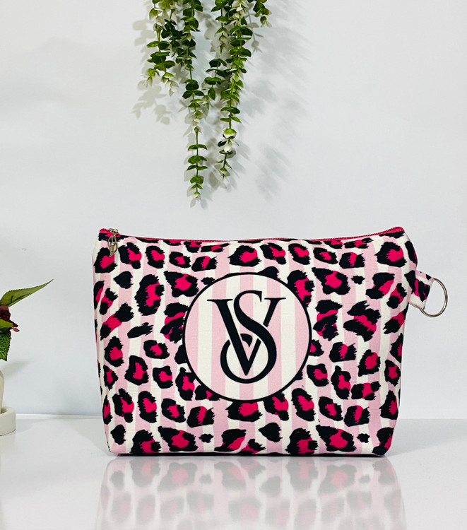 کیف لوازم آرایش ویکتوریاسکرت