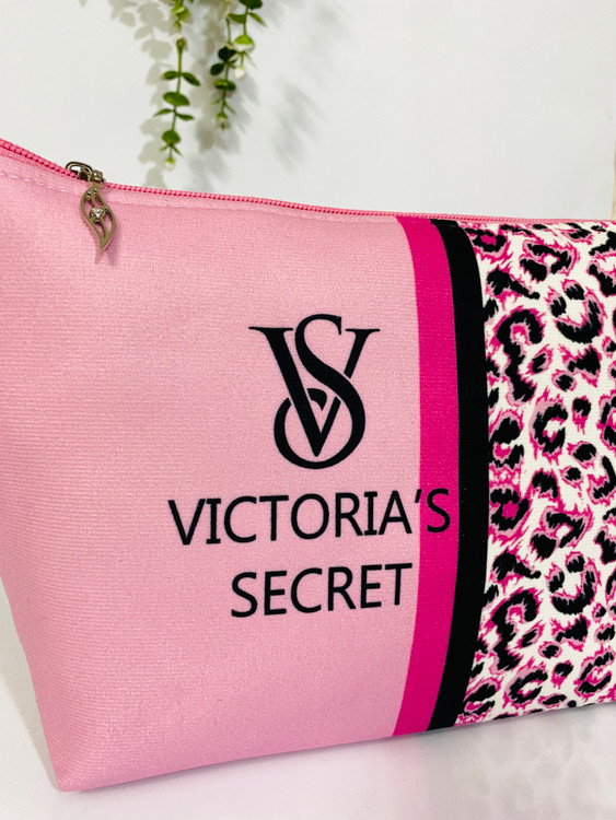 کیف آرایشی ویکتوریا سکرت سایز بزرگ پلاس