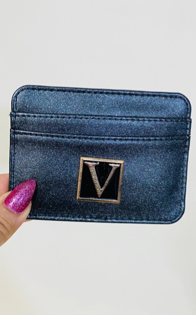 جاکارتی ویکتوریاسکرت شاین