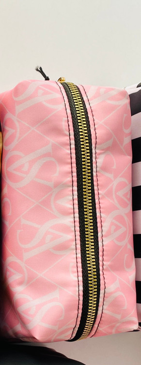 کیف آرایشی ویکتوریاسکرت