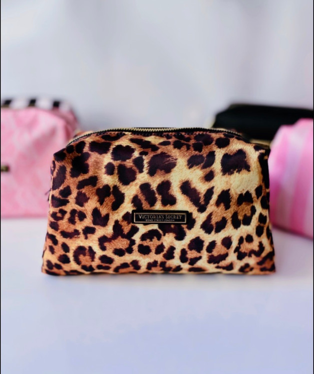 کیف آرایش ویکتوریاسکرت