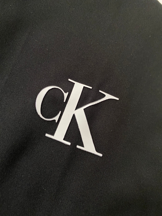لگ ورزشی Calvin Klein