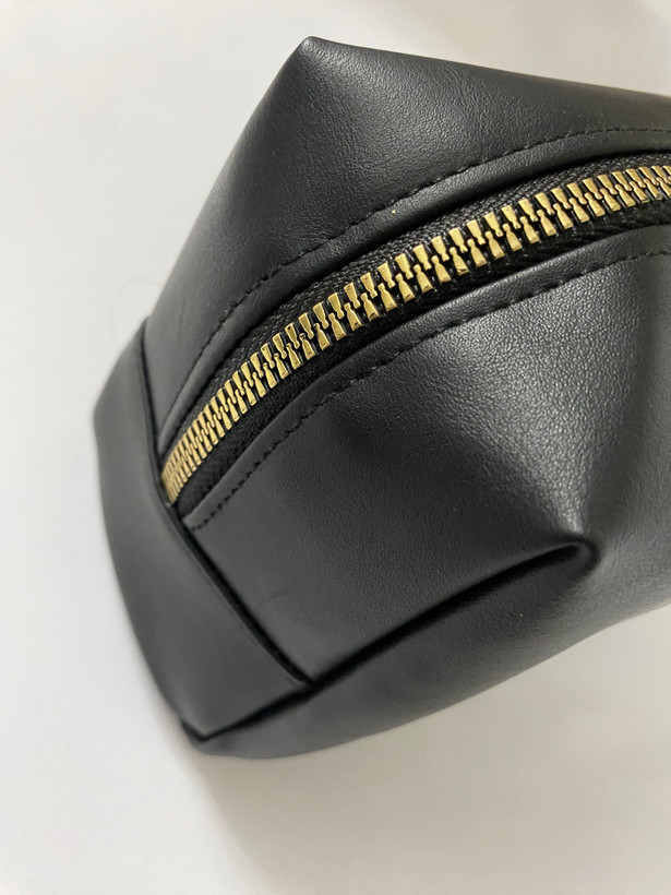 کیف آرایش ویکتوریا سکرت