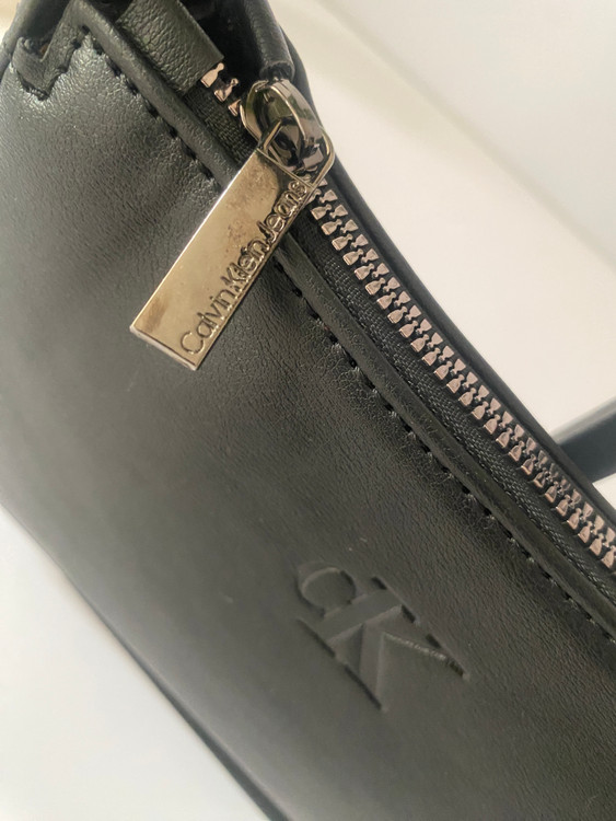 کیف دوشی زنانه CK