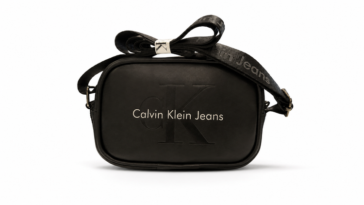 کراس بادی Calvin Klein